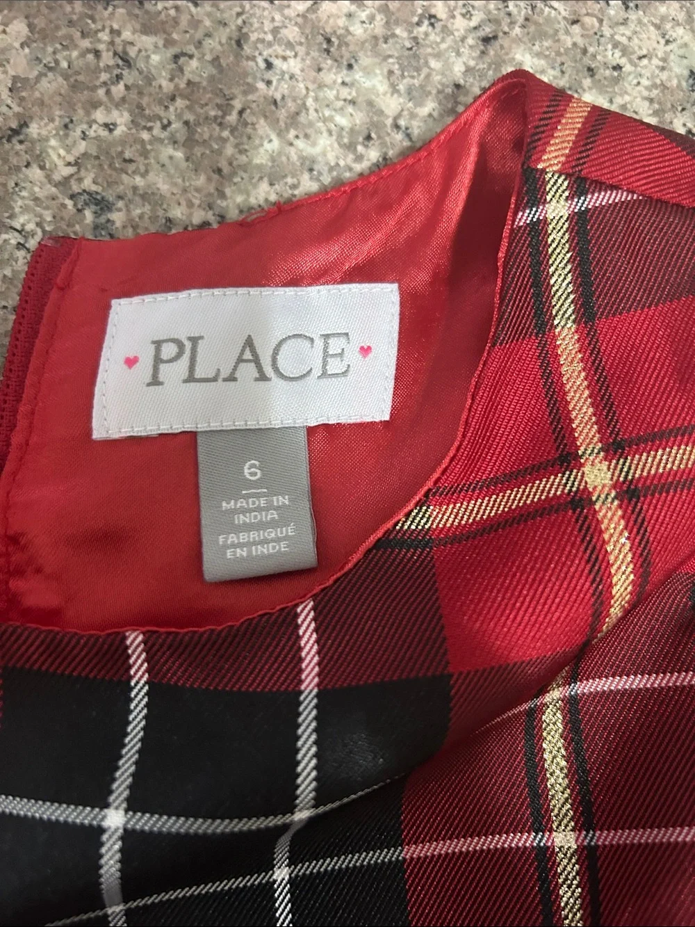 Girls Red Plaid Bow-Front Holiday Dress Children’s Place Size 6. Zipper in Back.